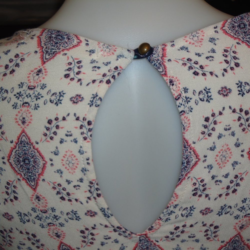 Romper - Picture 5 of 8